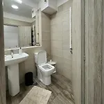 Solar D3, Private Parking, One Bedroom *