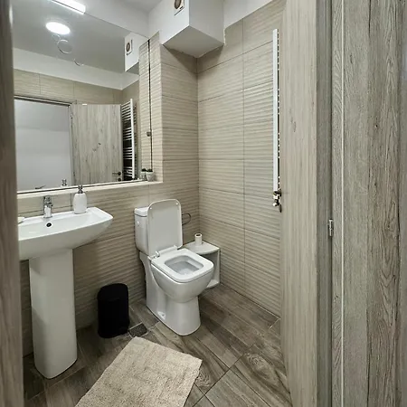 Solar D3, Private Parking, One Bedroom *